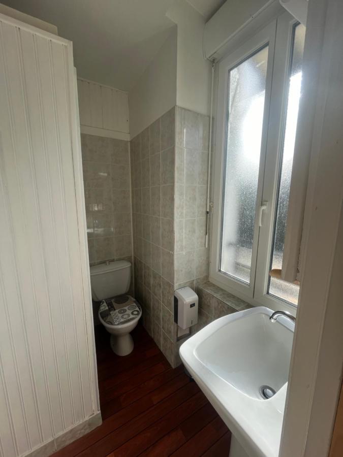 Hotel Le Petit Montmartre Dinard Zewnętrze zdjęcie