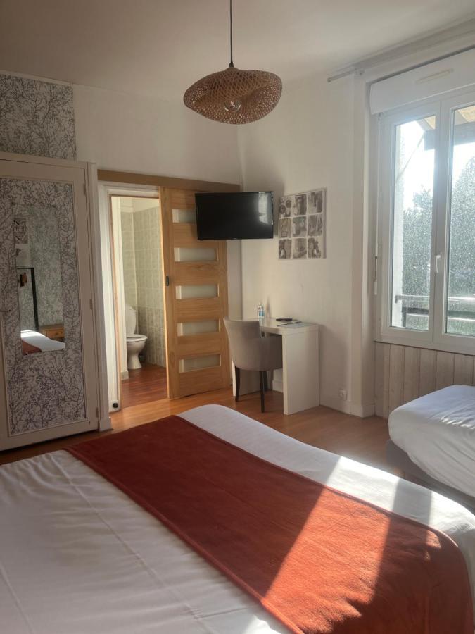 Hotel Le Petit Montmartre Dinard Zewnętrze zdjęcie