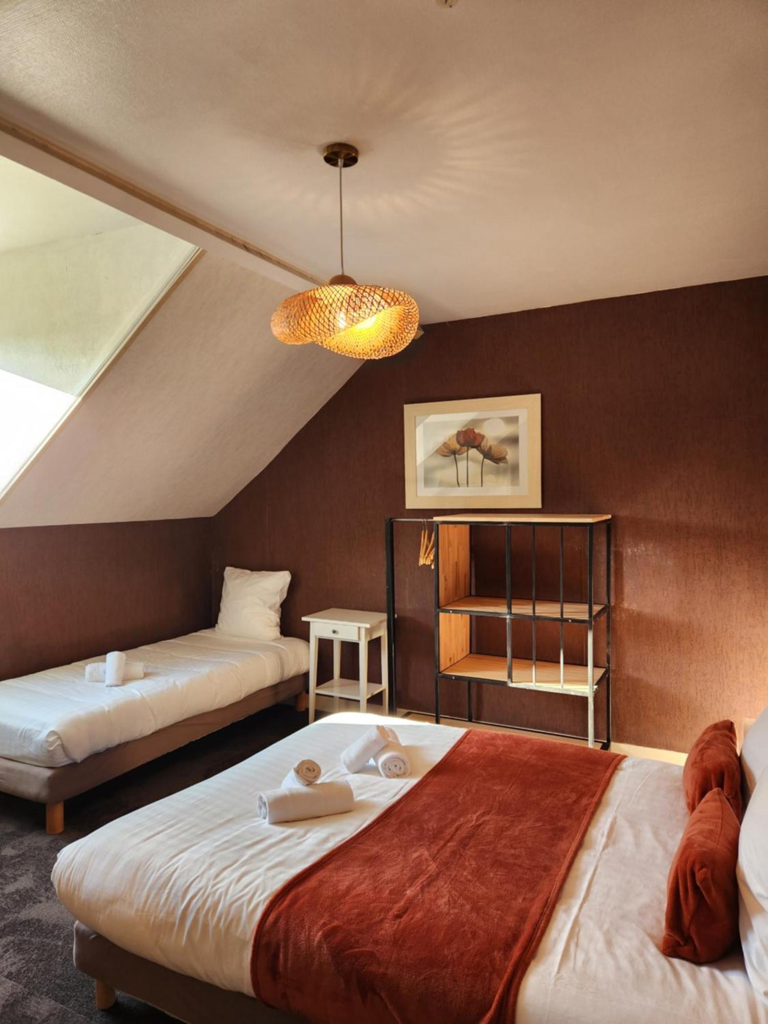 Hotel Le Petit Montmartre Dinard Zewnętrze zdjęcie